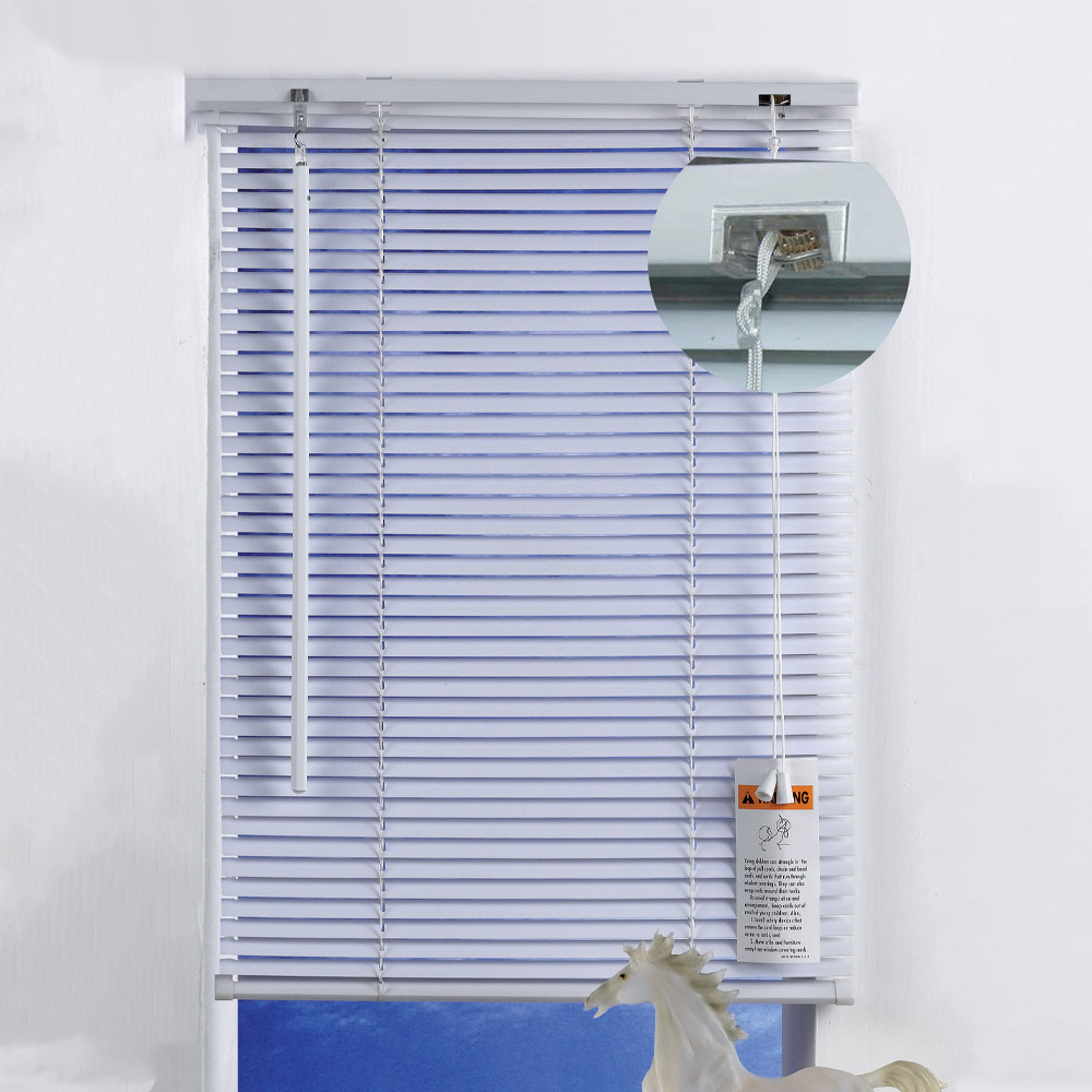 Tende veneziane bianche ferliving - 140x250h cm - lamelle orientabili 25 mm.